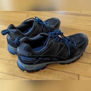 Hiking Shoes - Pacific Trail - size 10.5